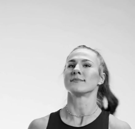 Karolina Nowicka, kadr z filmu z serii nuvr athletes (po co wracasz)