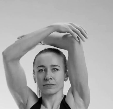 Małgorzata Ułasiuk, kadr z filmu z serii nuvr athletes (po co wracasz)