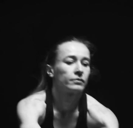 Małgorzata Ułasiuk, kadr z filmu z serii nuvr athletes (kluczowy moment)