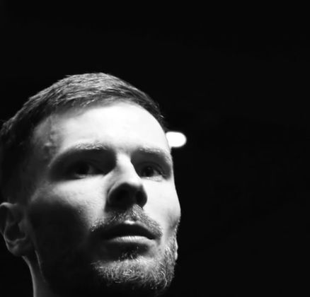 Mikołaj Wawrzyniak, kadr z filmu z serii nuvr athletes (co zostawiasz)